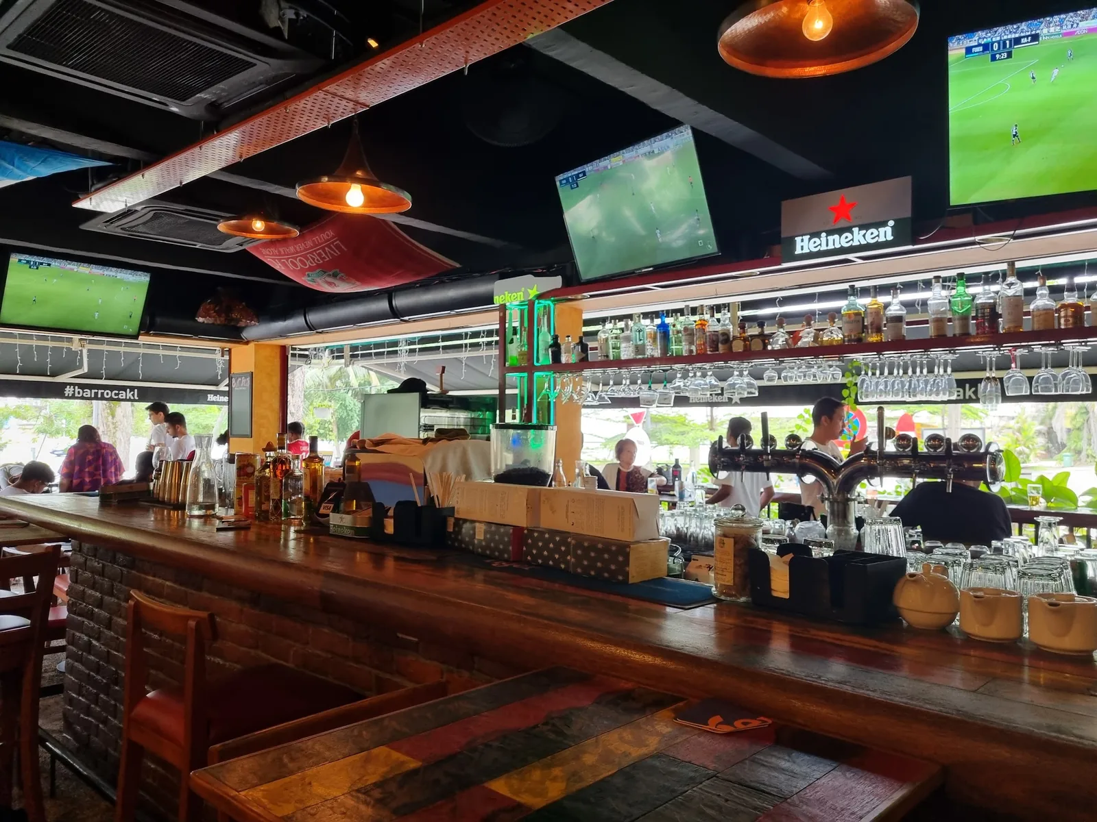 Bar Roca KL