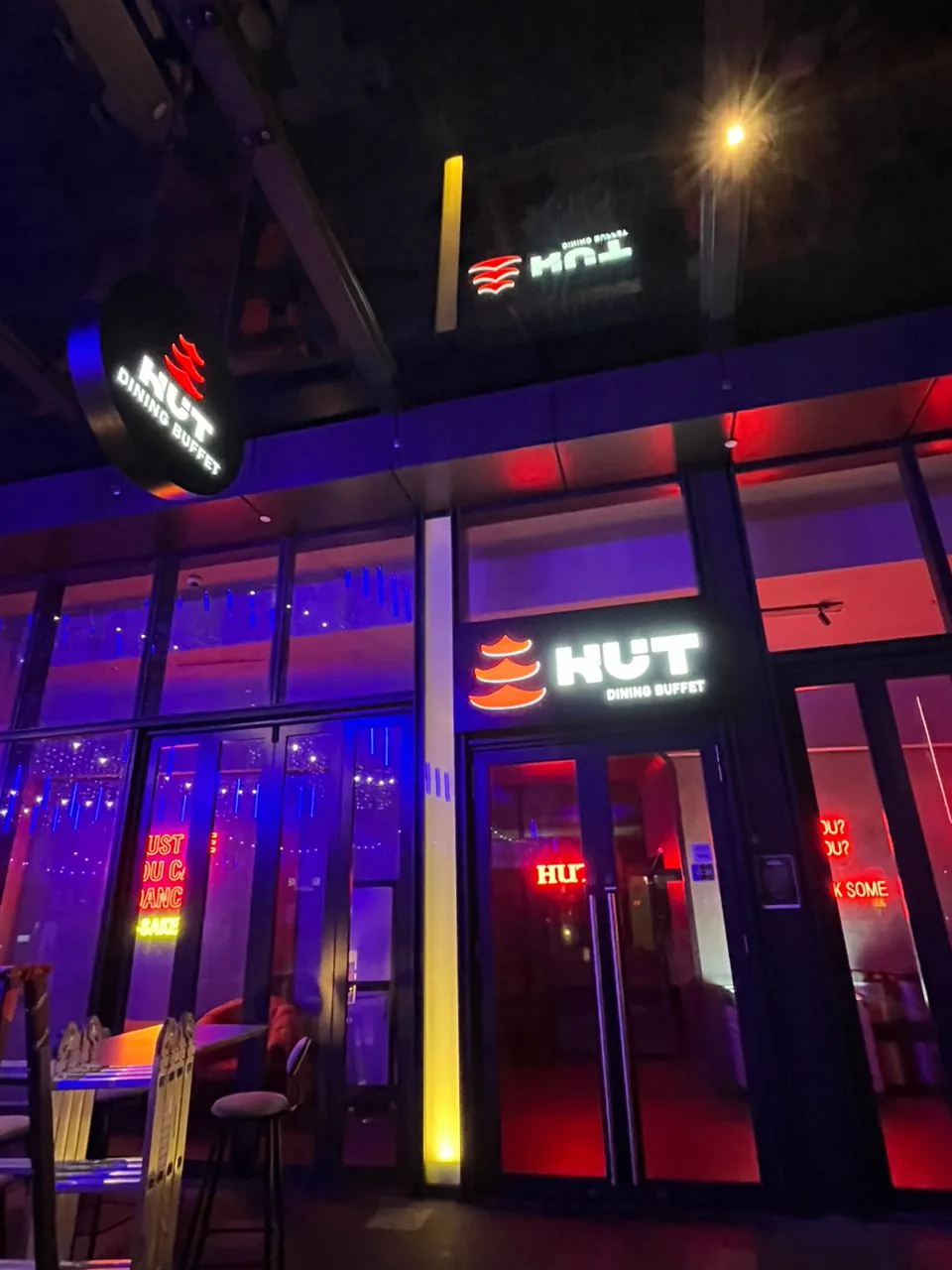 Hut Dining Buffet （Lalaport BBCC)