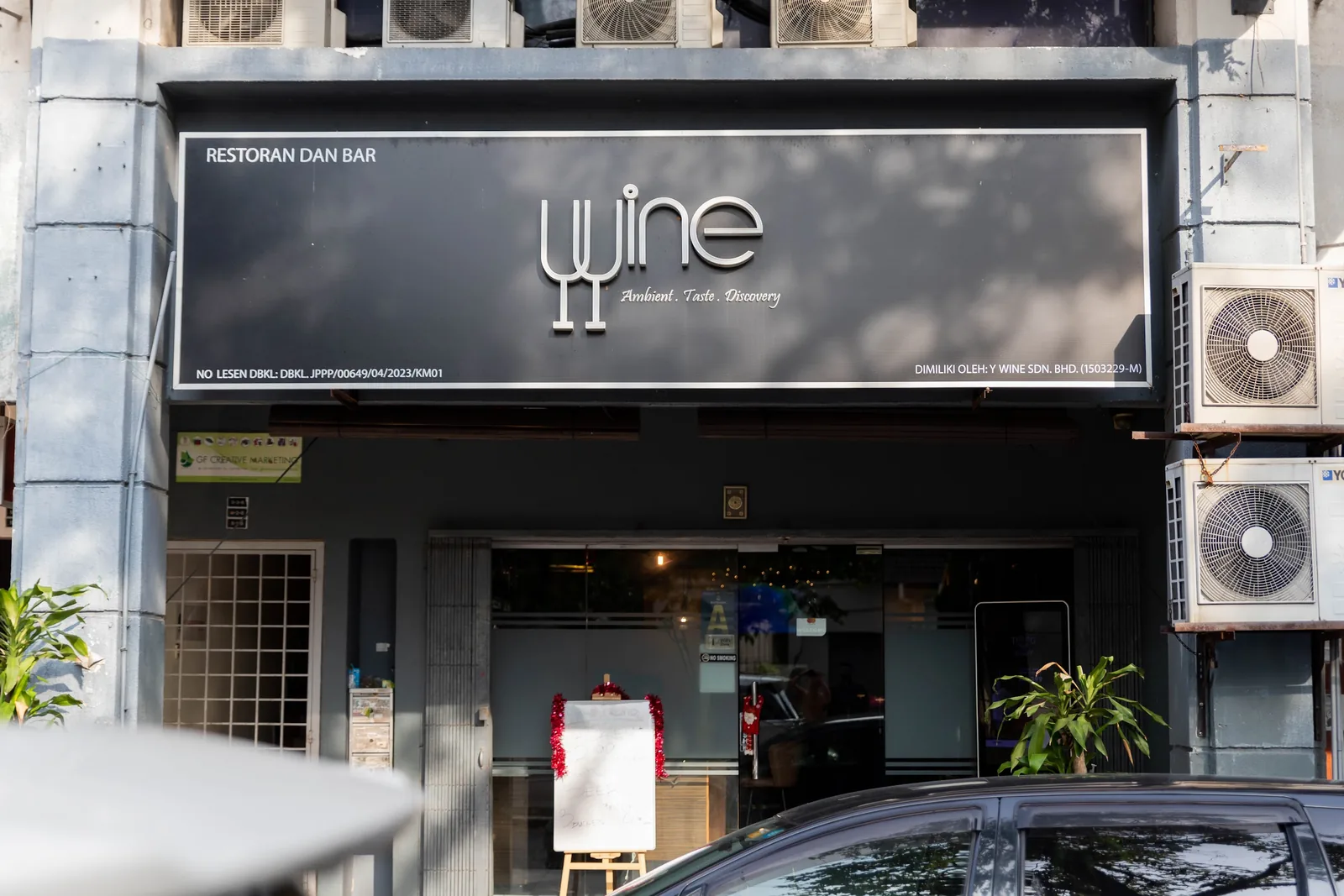 Ywine Kitchen & Bar @ Danau Desa