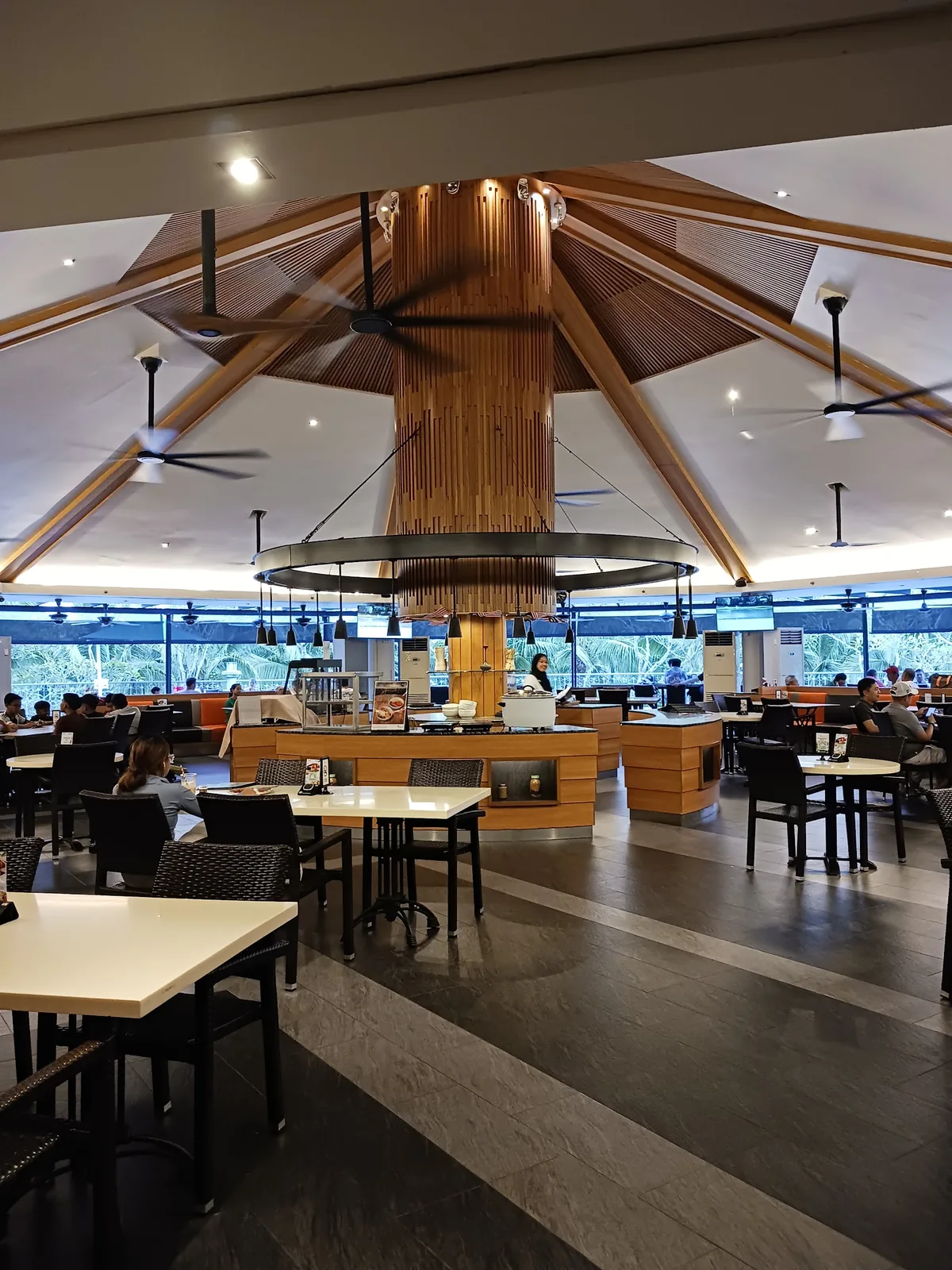 Twenty7 Restaurant
