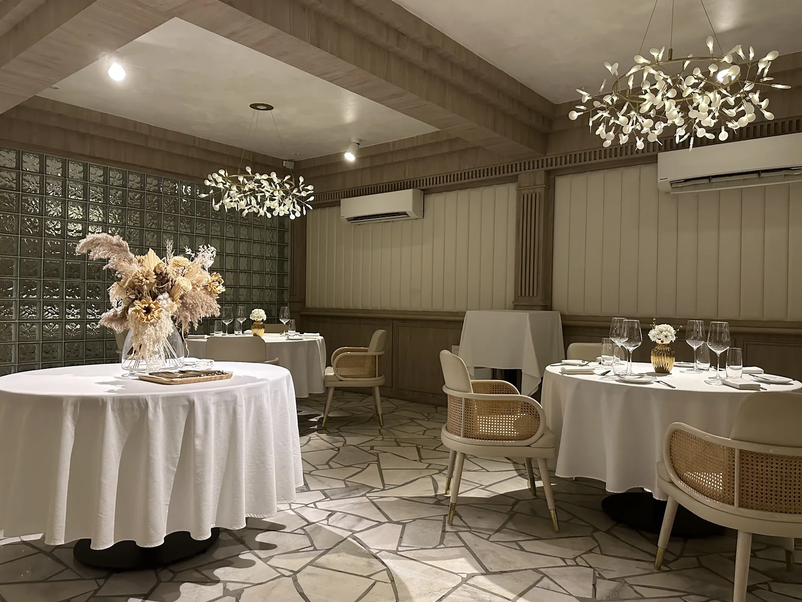 Cassis Restaurant