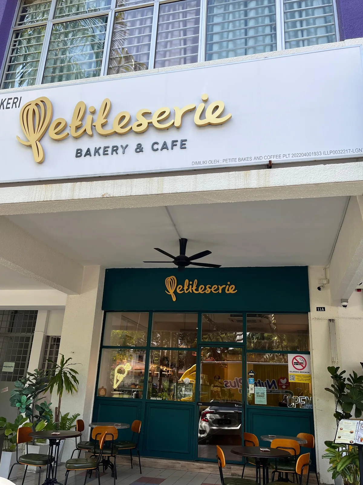 Petiteserie Bakery & Cafe @ Ara Damansara
