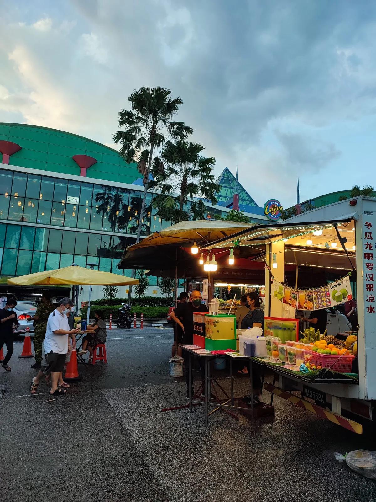 Pasar Malam Taman Segar (Friday)