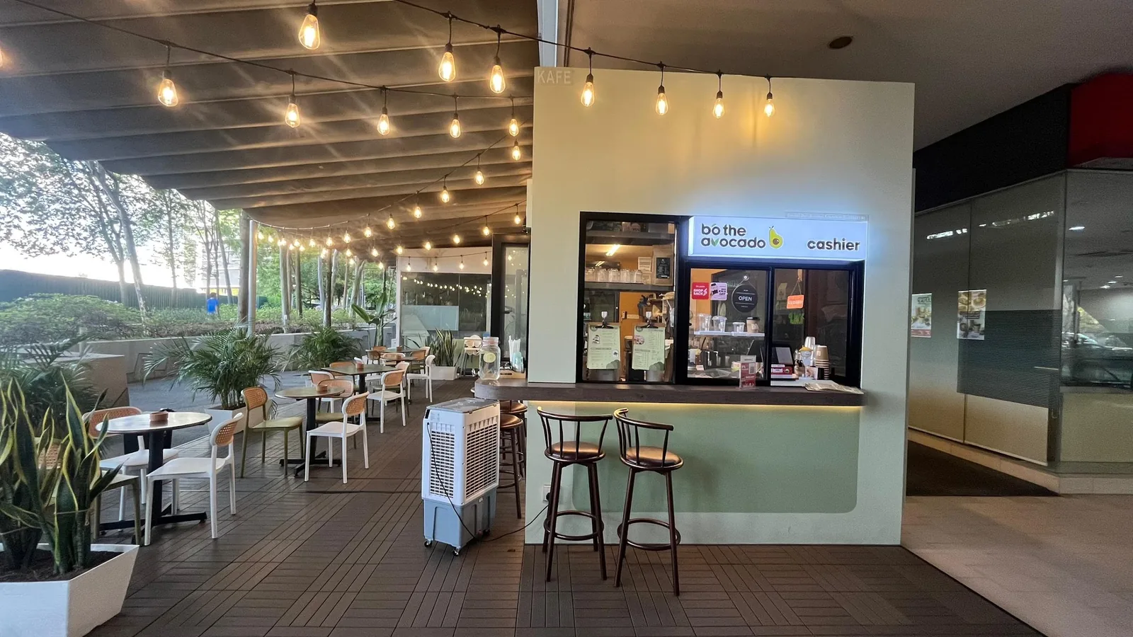 Bo The Avocado - Ativo Plaza