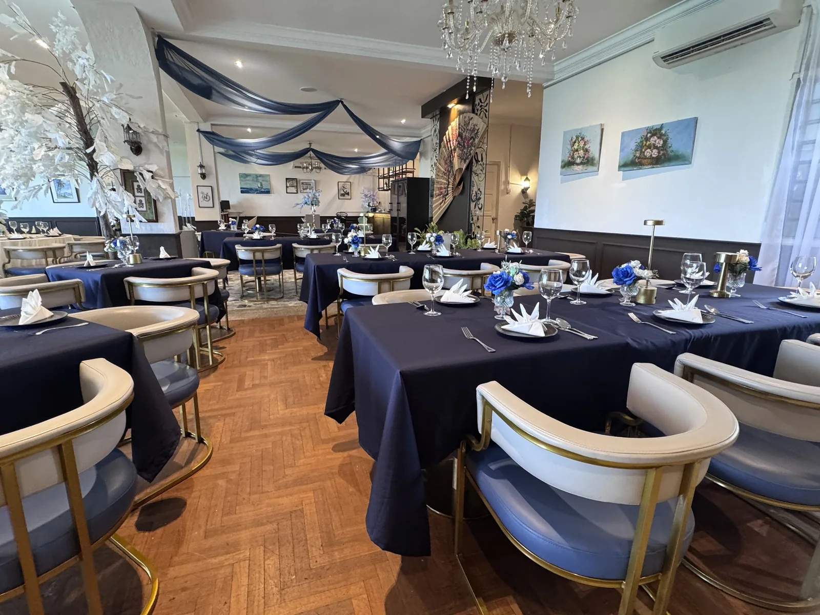 Opulent by Lava Dining
