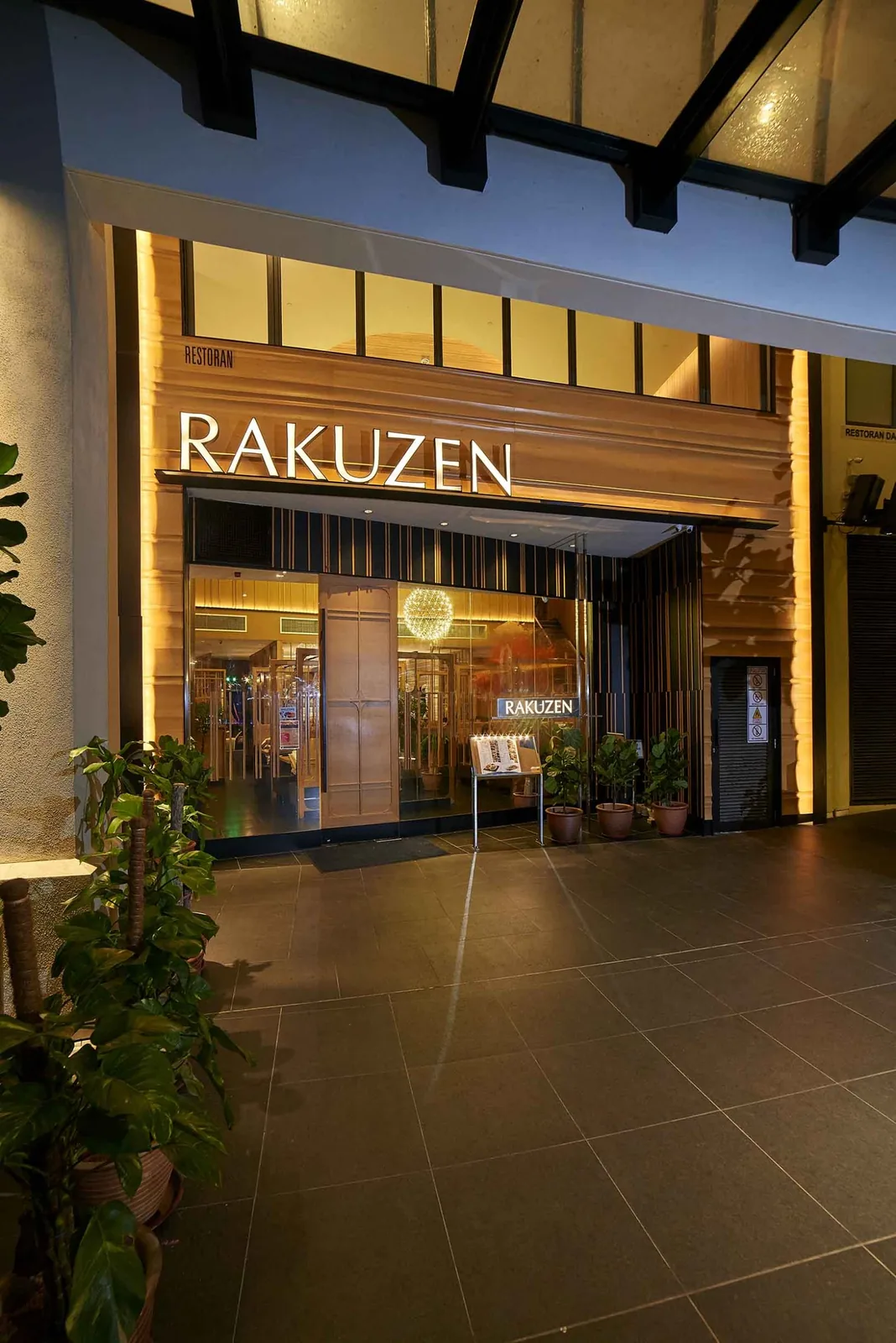 Rakuzen Plaza Arkadia