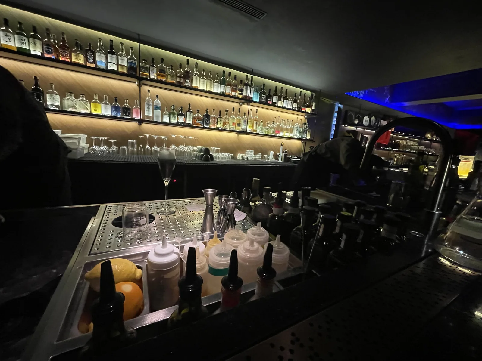 Reka:Bar