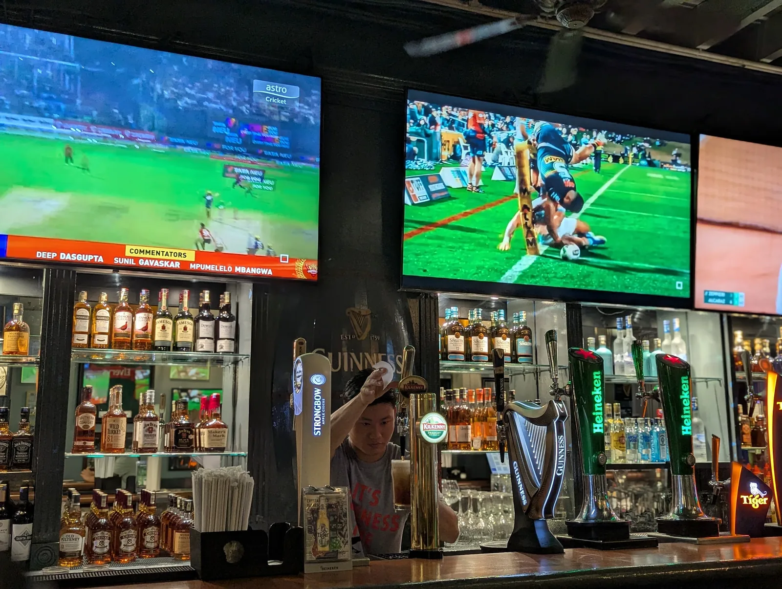 Healy Mac's Irish Bar & Restaurant - Changkat