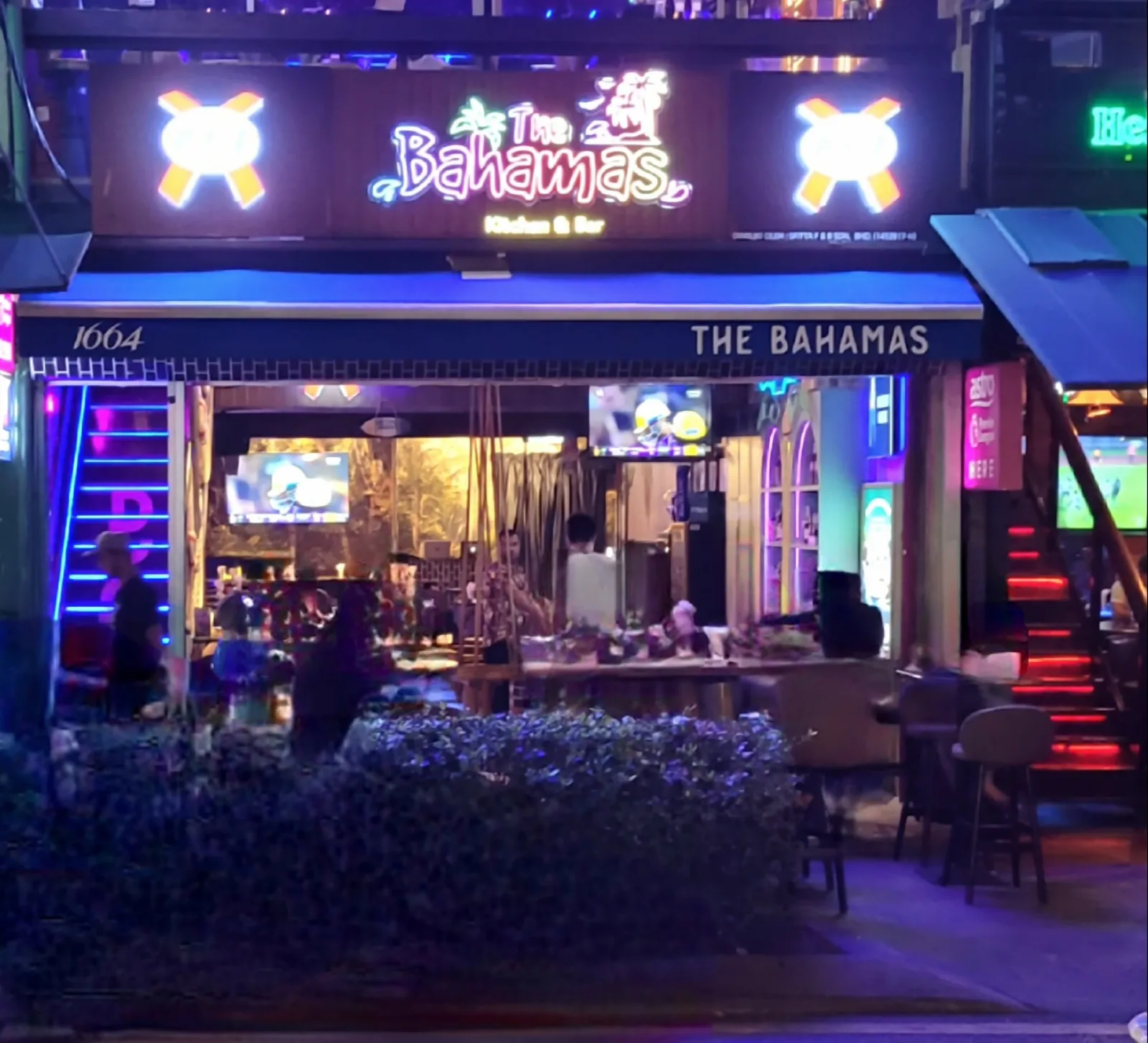 Downunder Bar KL - Aussie & Kiwi Sports and Cocktail Bar