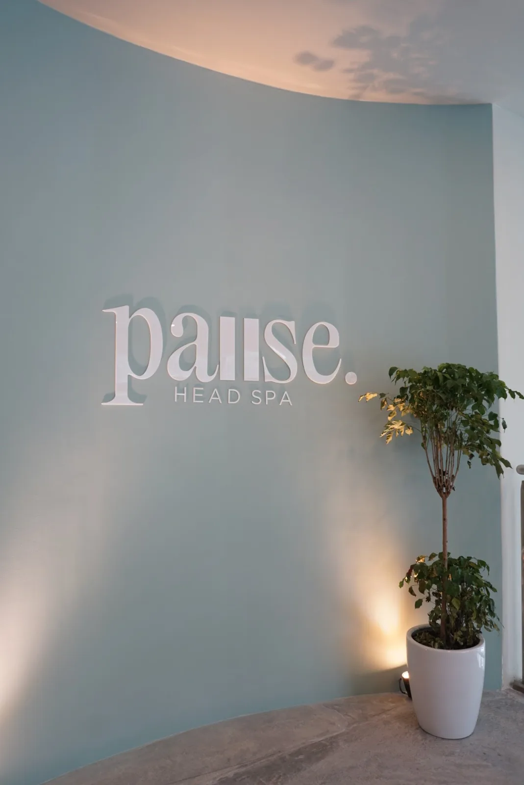 PAUSE Head Spa