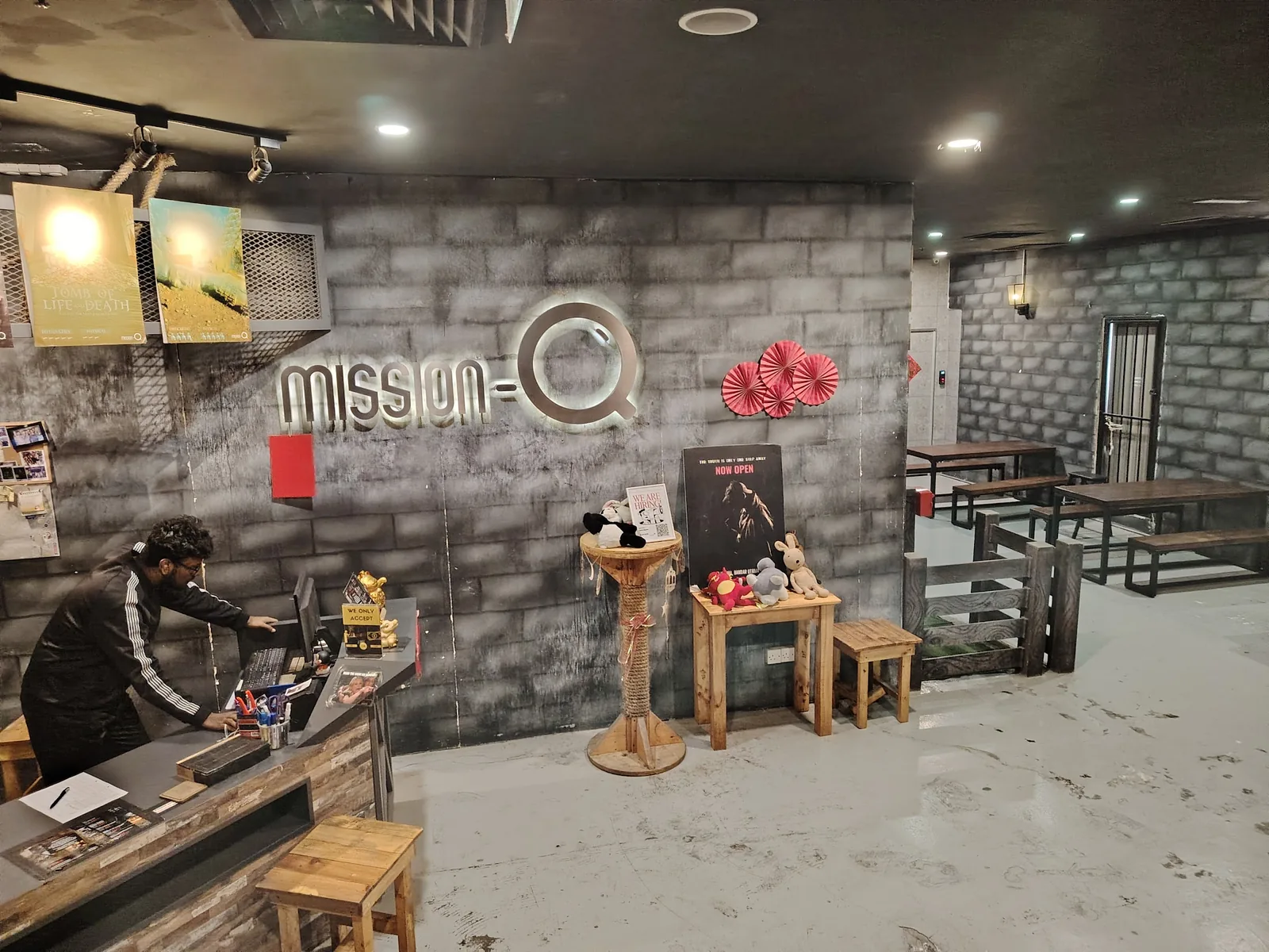 Mission-Q Escape Room