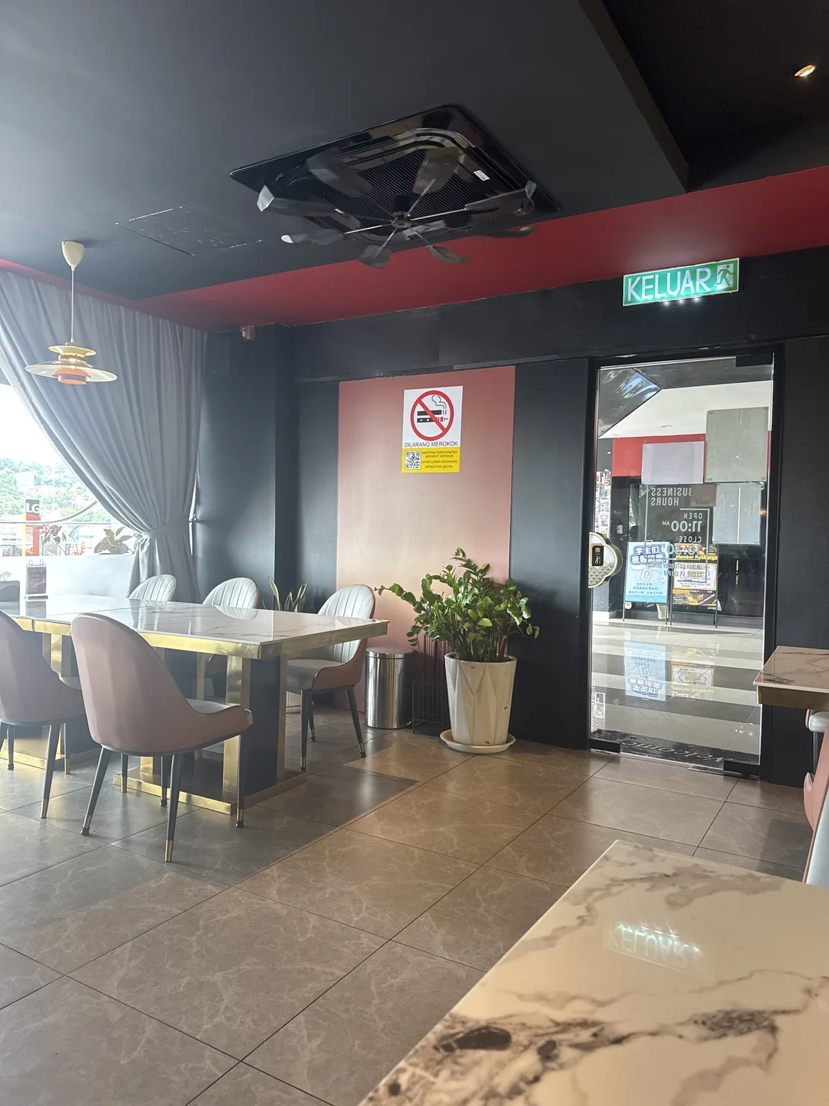 Chuan Yue De Cuisine Ikon Connaught