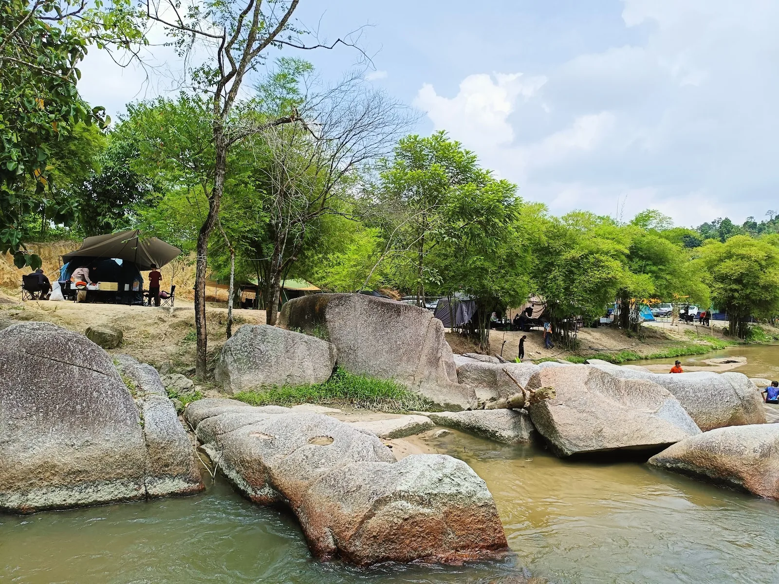 D' Kelulut Campsite